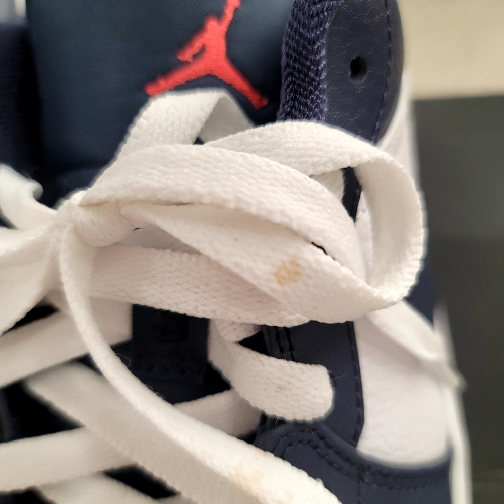 Air Jordan 1 Low USA Midnight Navy Red White 553558-401 Size 10 Gently Used - Picture 12 of 17